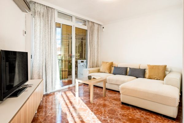 Barceloneta Monthly • Beach + • AC • Fiber Wi-Fi