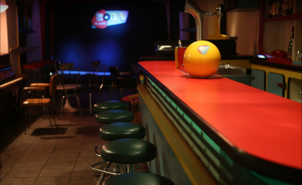 Soda Acústic - Fridays Flats